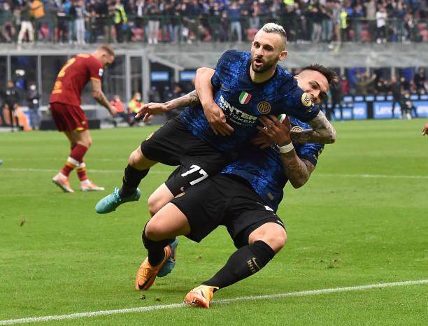 1650764299422008904.jpg 1240184074-612x612.jpg